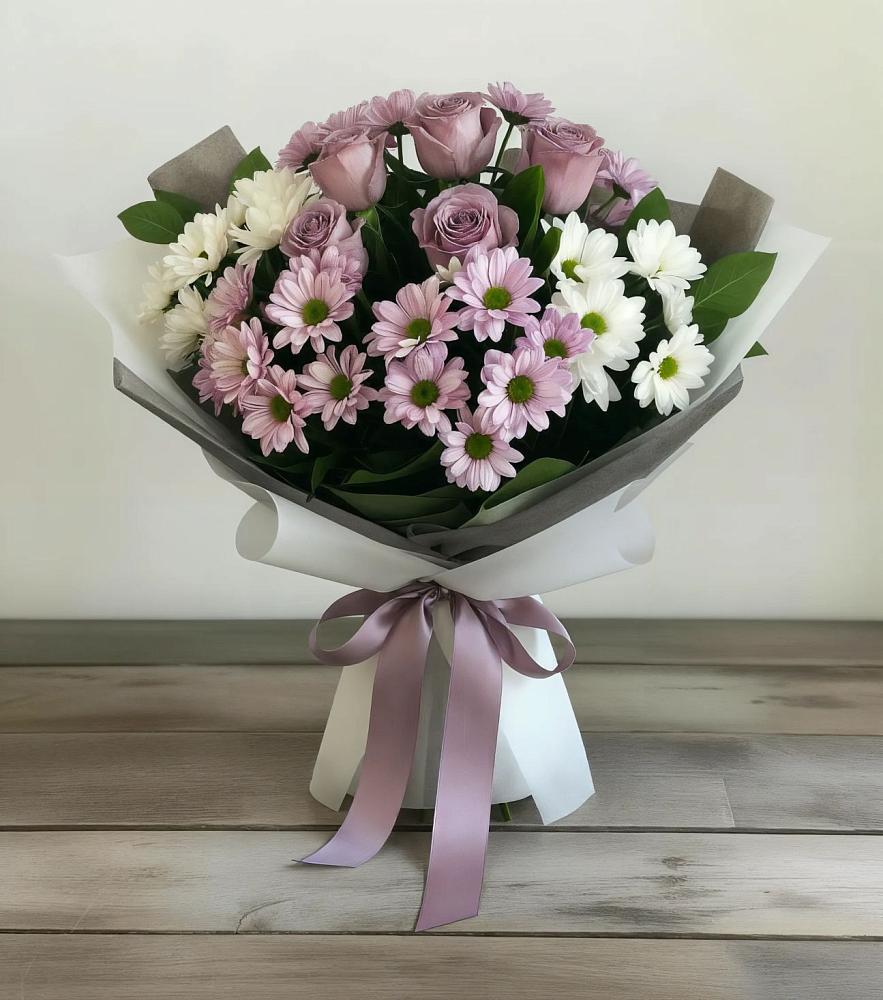 Букет цветов из: Хризантемы и Розы в Новохаритоново