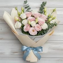 Букет цветов из:  Лизиантусы в Новохаритоново