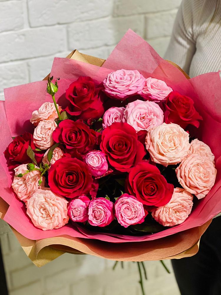 Букет цветов из: Розы в Новохаритоново