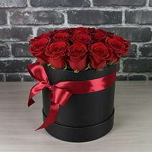 Цветочная композиция из Розы в шляпной коробке в Новохаритоново