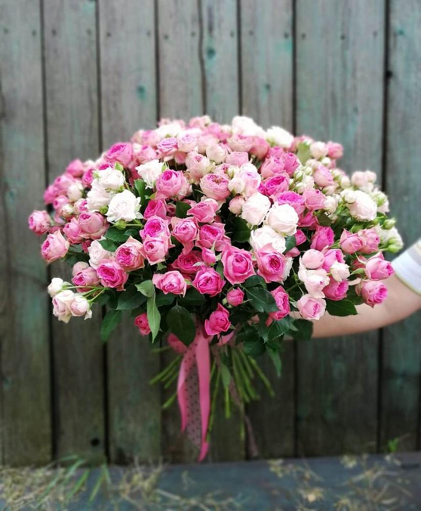 Букет Розовые кустовые розы Натали и Лав Лидия в Новохаритоново