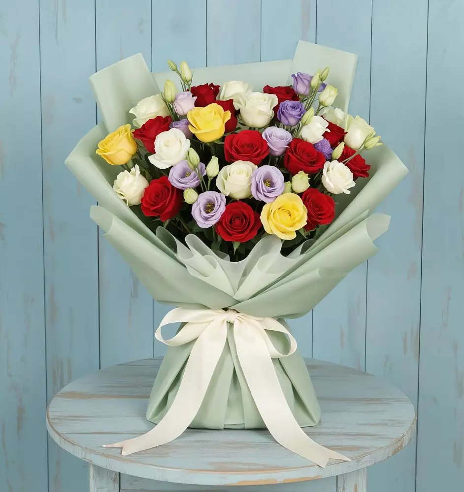 Букет цветов из: Розы в Новохаритоново