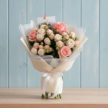 Букет цветов из:  Розы в Новохаритоново
